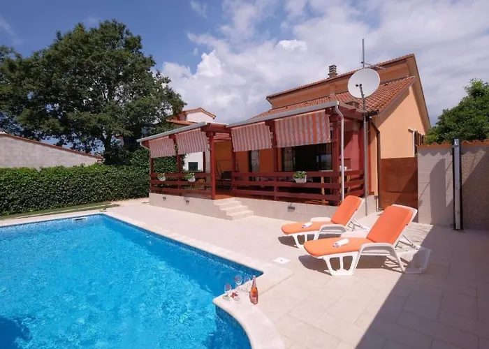 Mit Pool By Interhome * Šišan
