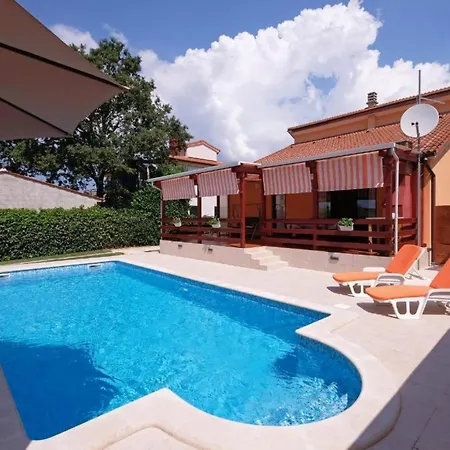 Nyaraló Mit Pool By Interhome *